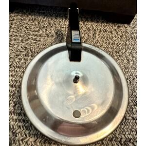 Vintage Mirro-matic Aluminum, 4Qt, Mid Century Pressure Cooker